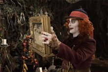 Alice Through the Looking Glass Photo 28