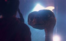 E.T. The Extra-Terrestrial: The 20th Anniversary Photo 13