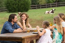 Miracles From Heaven Photo 5