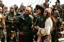 Pirates of the Caribbean: At World's End Photo 2