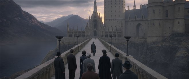 Fantastic Beasts: The Crimes of Grindelwald Photo 58 - Large