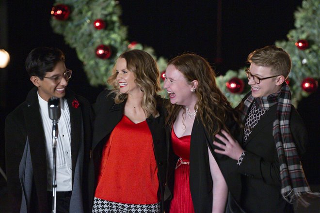High School Musical: The Musical - The Holiday Special (Disney+) Photo 4 - Large