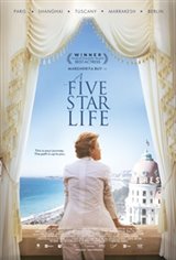 A Five Star Life (Viaggio sola) Poster