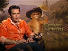 Antonio Banderas (Shrek the Third) Video