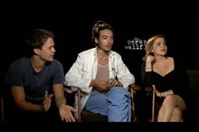 Johnny Simmons, Ezra Miller & Mae Whitman (The Perks of Being a Wallflower) Video