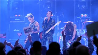 Pitch Perfect 3 Exclusive Clip - "Evermoist & Saddle Up" video