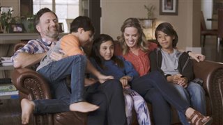 'Instant Family' Featurette - "True Family" video