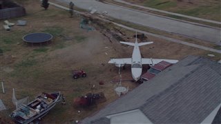 American Made Movie Clip - "Barry is Forced Out of the Sky by the DEA" Video Thumbnail