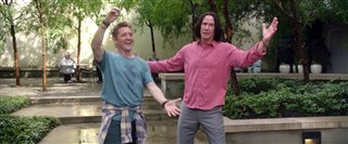 BILL ET TED FONT FACE À LA MUSIQUE - bande-annonce Trailer Video Thumbnail
